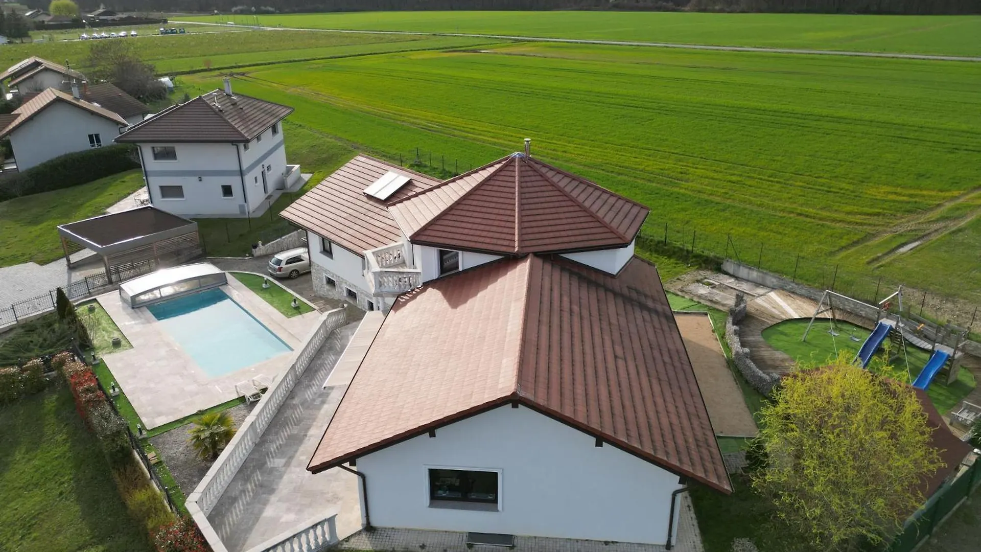 Villa 5*, 15 Personnes, Piscine A 20 Min De Geneve Juvigny   Juvigny (Haute-Savoie)