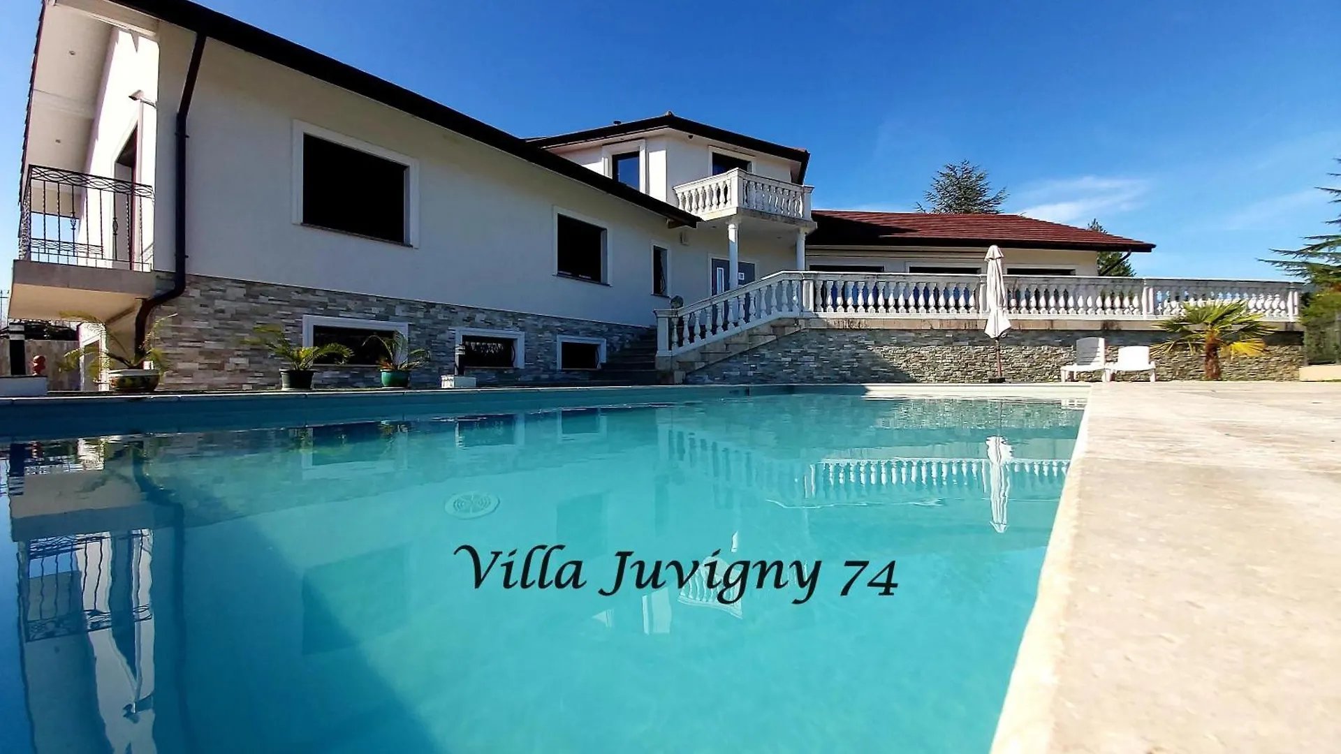 Villa 5*, 15 Personnes, Piscine A 20 Min De Geneve Juvigny  0*, Juvigny (Haute-Savoie)